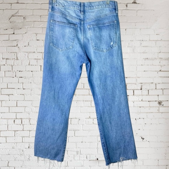 GAP Ankle Flare Jeans - Picture 3 of 6